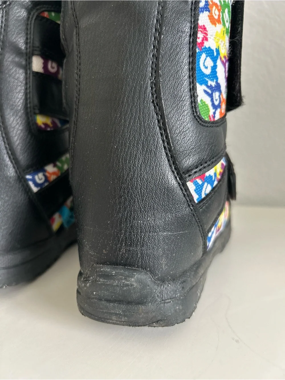 Burton Mini Grom Snowboard Boots Black w Multicolor Accents Kids Size 2